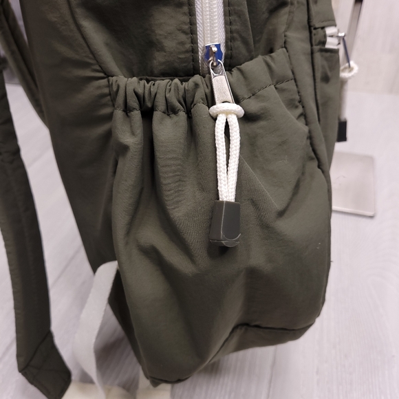 Wild Fable Square Green Backpack NWT - Picture 4 of 7